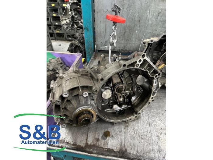 Gebruikte Versnellingsbak Volkswagen Transporter T4 1.9 D Prijs € 400,00 Margeregeling aangeboden door Schaap & Bron