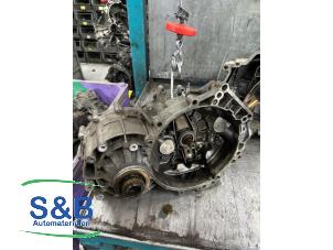 Gebruikte Versnellingsbak Volkswagen Transporter T4 1.9 D Prijs € 400,00 Margeregeling aangeboden door Schaap & Bron