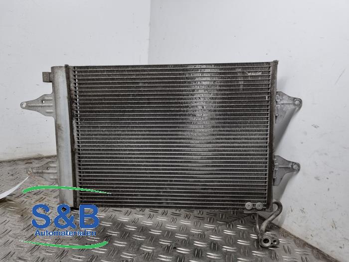 Gebruikte Airco Condensor Volkswagen Fox (5Z) 1.2 Prijs € 39,99 Margeregeling aangeboden door Schaap & Bron
