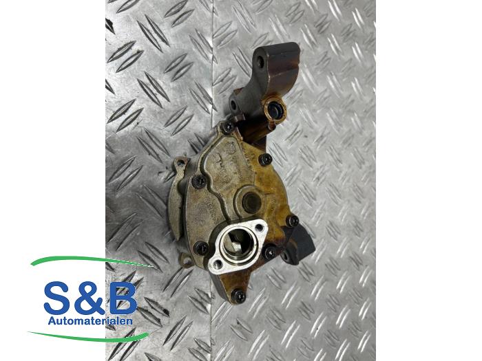 Gebruikte Oliepomp Volkswagen Touran (1T1/T2) 1.4 16V TSI EcoFuel Prijs € 75,00 Margeregeling aangeboden door Schaap & Bron