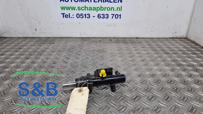 Gebruikte Hoofdremcilinder Audi 100 Avant Quattro (C4) 2.8i Prijs € 39,99 Margeregeling aangeboden door Schaap & Bron