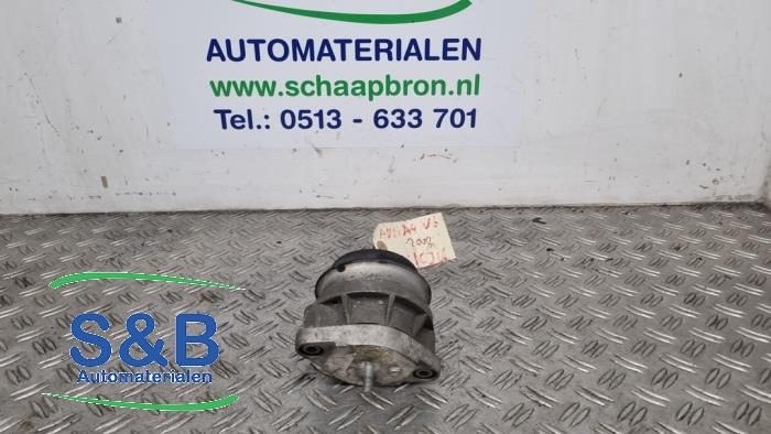 Gebruikte Motorsteun Audi A8 (D2) 2.8 V6 Prijs € 60,00 Margeregeling aangeboden door Schaap & Bron