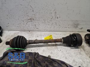 Gebruikte Aandrijfas links-voor Audi A3 (8P1) 1.6 Prijs € 50,00 Margeregeling aangeboden door Schaap & Bron