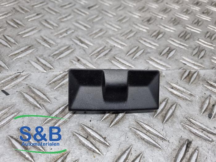 Gebruikte Lichtsensor Volkswagen Golf V (1K1) 2.0 TDI 16V 4Motion Prijs € 9,99 Margeregeling aangeboden door Schaap & Bron