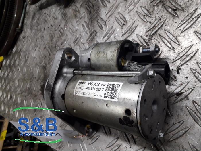 Startmotor van een Skoda Fabia II (5J) 1.4 TSI 16V RS 2012