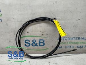 Gebruikte Motorkap Kabel Skoda Fabia (6Y2) 1.4 TDI 70 Prijs € 13,00 Margeregeling aangeboden door Schaap & Bron