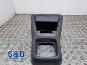 Gebruikte Asbak voor Volkswagen Golf Plus (5M1/1KP) 1.4 TSI 160 16V Prijs € 50,00 Margeregeling aangeboden door Schaap & Bron