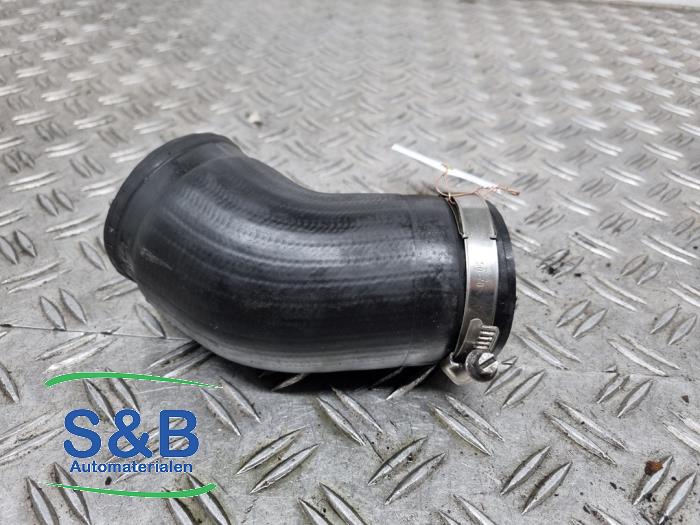 Gebruikte Intercooler Slang Volkswagen Scirocco (137/13AD) 2.0 TSI 16V Prijs € 20,00 Margeregeling aangeboden door Schaap & Bron