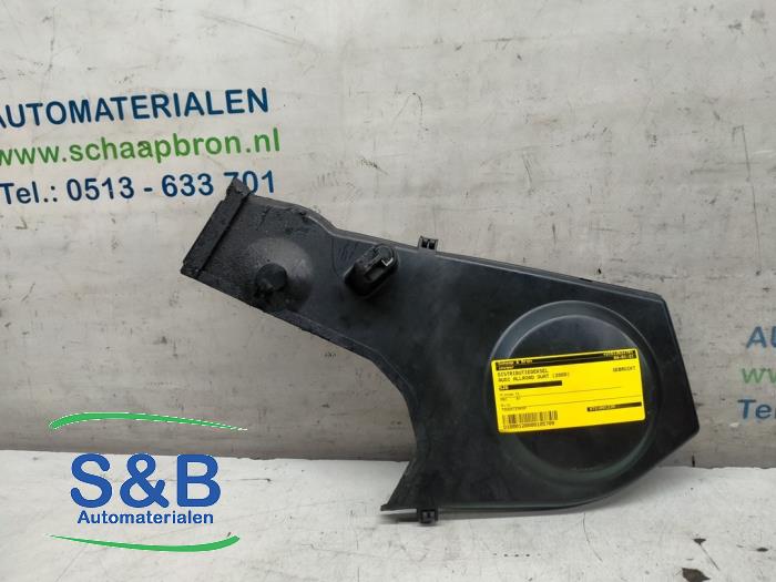 Gebruikte Distributiedeksel Audi A4 (B5) 2.6 V6 Quattro Prijs € 18,00 Margeregeling aangeboden door Schaap & Bron
