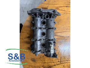 Gebruikte Kleppendeksel Volkswagen Polo V (6R) 1.2 12V Prijs € 200,00 Margeregeling aangeboden door Schaap & Bron