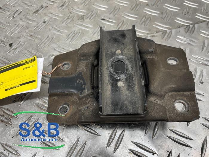 Gebruikte Versnellingsbak Steun Volkswagen Up! (121) 1.0 12V 60 Prijs € 14,99 Margeregeling aangeboden door Schaap & Bron