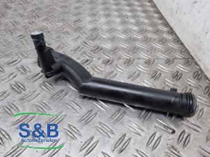 Gebruikte Waterpijp Volkswagen Polo IV (9N1/2/3) 1.2 55 Prijs € 9,99 Margeregeling aangeboden door Schaap & Bron