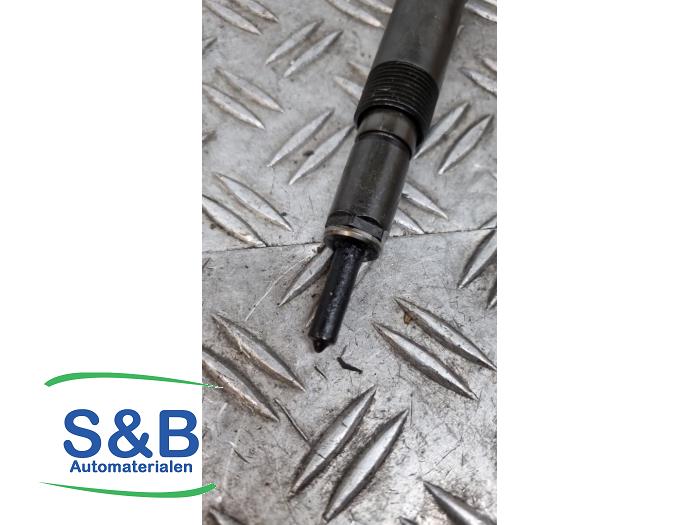 Injector brug van een Ford Mondeo III 2.0 TDCi 115 16V 2003