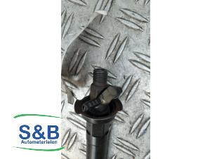Injector brug van een Ford Mondeo III 2.0 TDCi 115 16V 2003