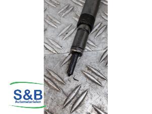 Injector brug van een Ford Mondeo III 2.0 TDCi 115 16V 2003
