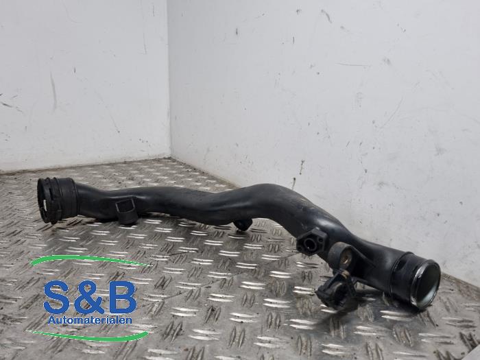 Gebruikte Intercooler Buis Volkswagen Touran (1T1/T2) 1.4 16V TSI 140 Prijs € 30,00 Margeregeling aangeboden door Schaap & Bron