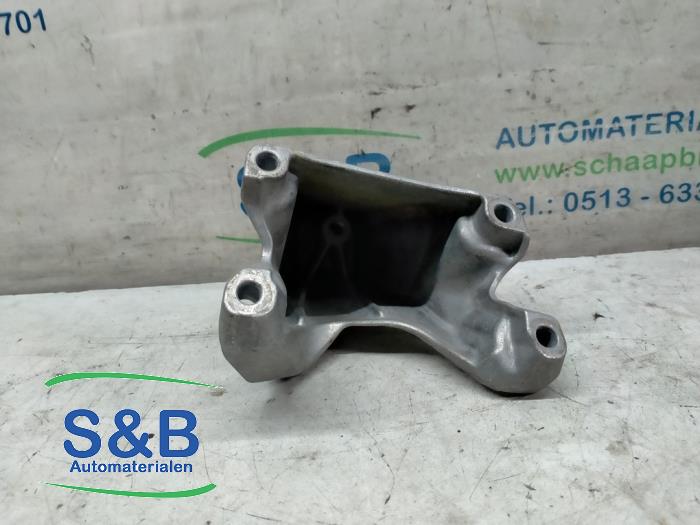 Motorsteun Audi A4 (B8), 2007 / 2015 1.8 TFSI 16V, Sedan, 4Dr, Benzine, 1.798cc, 125kW (170pk), FWD, CJEB, 2011-11 / 2015-12, 8K2 (Gebruikt)