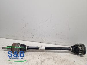 Gebruikte Aandrijfas rechts-achter Volkswagen Transporter T6 2.0 TDI 150 4Motion Prijs € 80,00 Margeregeling aangeboden door Schaap & Bron