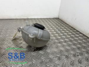 Gebruikte Koelvloeistof Reservoir Skoda Yeti (5LAC) 1.4 TSI 16V 4x4 Prijs € 10,00 Margeregeling aangeboden door Schaap & Bron