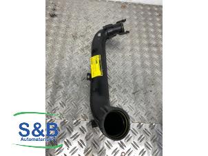 Gebruikte Intercooler Buis Volkswagen Golf VII (AUA) 1.4 TSI 16V Prijs € 30,00 Margeregeling aangeboden door Schaap & Bron
