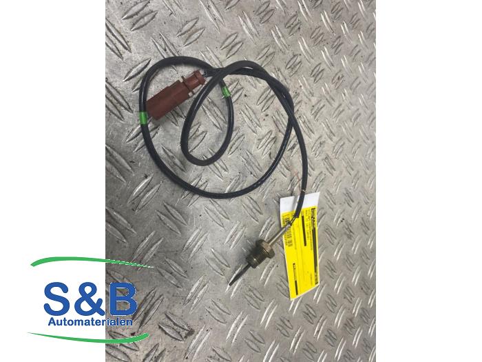 Gebruikte Uitlaat temperatuursensor Volkswagen Golf VII (AUA) 2.0 GTD 16V Prijs € 30,00 Margeregeling aangeboden door Schaap & Bron