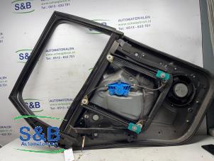 Gebruikte Portier bovenbouw 4Deurs rechts-achter Volkswagen Touareg Prijs op aanvraag aangeboden door Schaap & Bron