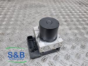 Gebruikte ABS Pomp Volkswagen Polo Fun 1.4 16V 100 Prijs € 275,00 Margeregeling aangeboden door Schaap & Bron