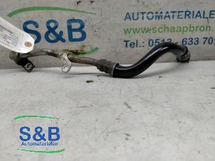 Gebruikte Oliedruk Leiding Audi A6 (C7) 3.0 TDI V6 24V Quattro Prijs € 75,00 Margeregeling aangeboden door Schaap & Bron