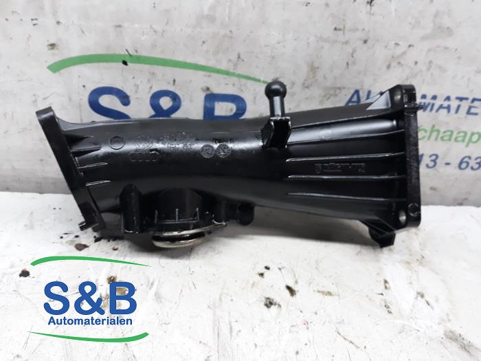 Gebruikte Intercooler Buis Audi Q5 (8RB) 3.0 TDI V6 24V Quattro Prijs € 20,00 Margeregeling aangeboden door Schaap & Bron