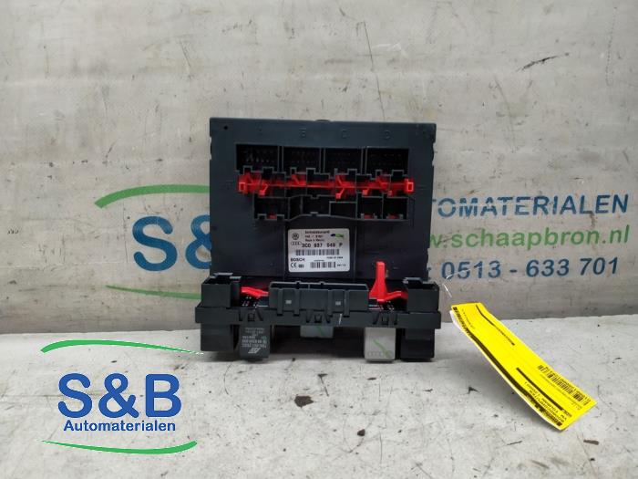 Gebruikte Computer boord Volkswagen Touran (1T1/T2) 2.0 FSI 16V Prijs € 100,00 Margeregeling aangeboden door Schaap & Bron