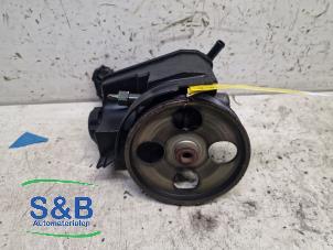 Gebruikte Servopomp Peugeot 206 (2A/C/H/J/S) 1.4 16V Prijs € 40,00 Margeregeling aangeboden door Schaap & Bron