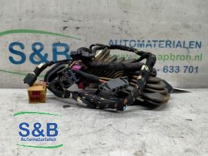 Gebruikte Elektrische Bedrading Compleet Volkswagen Transporter T5 1.9 TDi Prijs € 61,00 Margeregeling aangeboden door Schaap & Bron