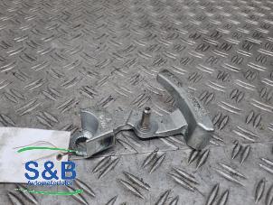 Gebruikte Versnellingsbak Mechaniek Skoda Fabia III (NJ3) 1.0 TSI 12V Prijs € 15,00 Margeregeling aangeboden door Schaap & Bron