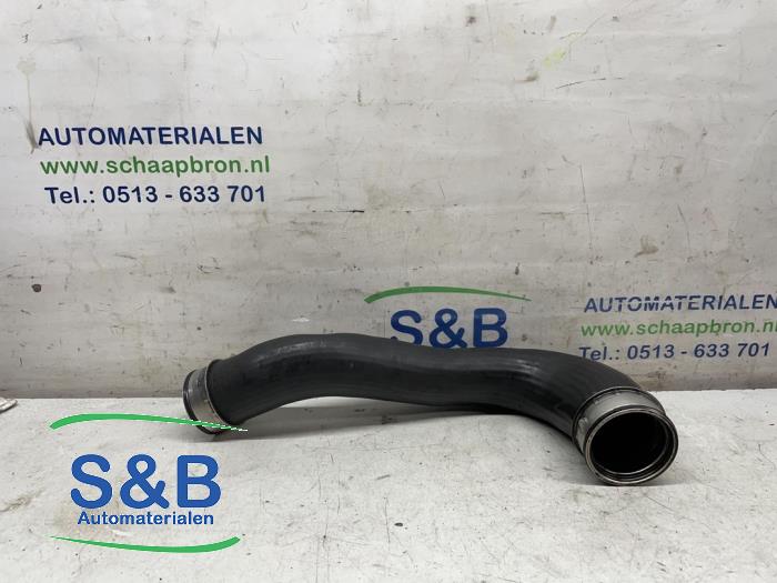 Gebruikte Intercooler Slang Volkswagen Touareg (7LA/7L6) 2.5 TDI R5 Prijs € 50,00 Margeregeling aangeboden door Schaap & Bron