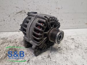 Gebruikte Dynamo Audi Q5 (8RB) 2.0 TDI 16V Quattro Prijs € 80,00 Margeregeling aangeboden door Schaap & Bron