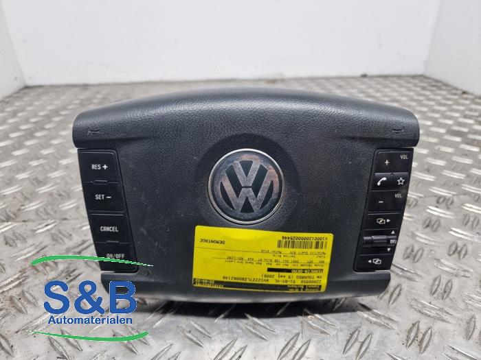 Airbag links (Stuur) van een Volkswagen Touareg (7LA/7L6) 2.5 TDI R5 2006