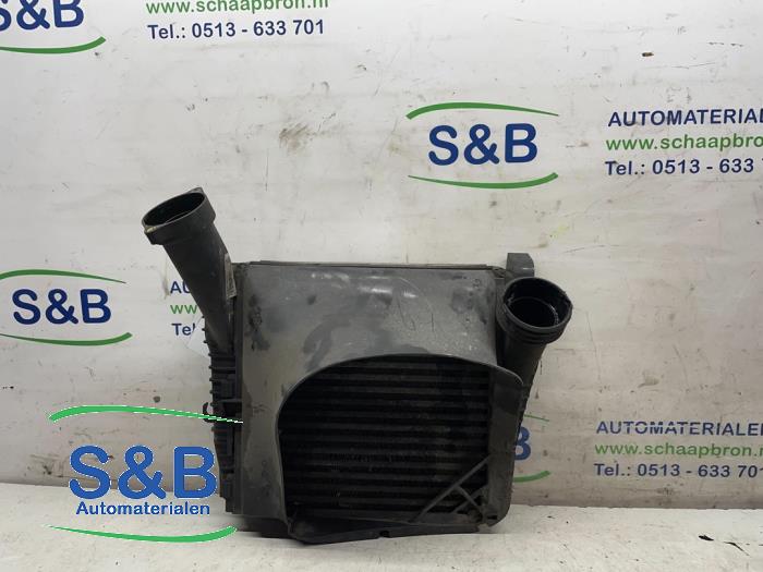 Gebruikte Intercooler Volkswagen Touareg (7LA/7L6) 2.5 TDI R5 Prijs € 50,00 Margeregeling aangeboden door Schaap & Bron