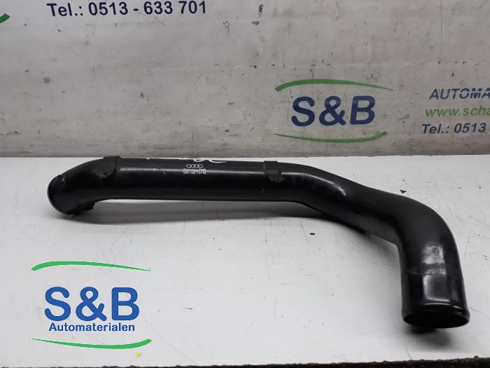 Gebruikte Intercooler Buis Audi A4 (B7) 2.5 TDI V6 24V Prijs € 20,00 Margeregeling aangeboden door Schaap & Bron