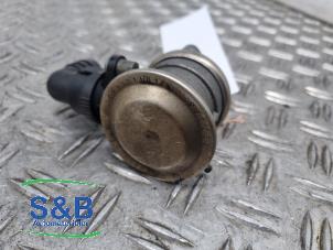 Gebruikte EGR Klep Volkswagen Golf IV (1J1) 2.3 V5 GTI Prijs € 30,00 Margeregeling aangeboden door Schaap & Bron