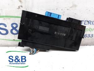 Gebruikte Computer Body Control BMW 3 serie (E46/4) 320i 24V Prijs € 125,00 Margeregeling aangeboden door Schaap & Bron