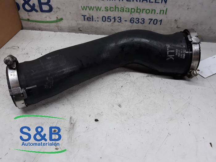 Gebruikte Intercooler Slang Audi A8 (D4) 4.2 TDI V8 32V Quattro Prijs € 35,00 Margeregeling aangeboden door Schaap & Bron