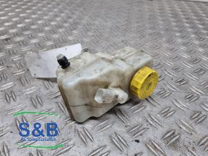 Gebruikte Hoofdremcilinder Volkswagen Polo V (6R) 1.2 12V BlueMotion Technology Prijs € 25,00 Margeregeling aangeboden door Schaap & Bron