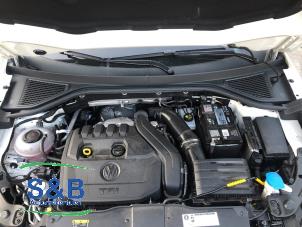 Gebruikte Versnellingsbak Volkswagen T-Roc I 1.5 TSI Evo BMT 16V Prijs € 1.050,00 Margeregeling aangeboden door Schaap & Bron