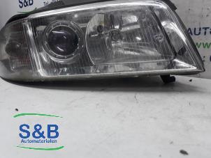 Gebruikte Koplamp rechts Audi A4 Avant (B5) Prijs € 35,00 Margeregeling aangeboden door Schaap & Bron