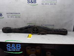 Gebruikte Versnellingsbak Steun Audi Q7 (4LB) 3.0 TDI V6 24V Prijs € 90,00 Margeregeling aangeboden door Schaap & Bron