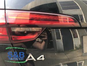 Gebruikte Achterlicht links Audi A4 Avant (B9) 2.0 TFSI 16V Prijs € 125,00 Margeregeling aangeboden door Schaap & Bron