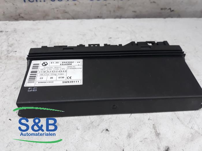 Gebruikte Bodycontrol Module BMW 5 serie (E60) 520i 24V Prijs € 80,00 Margeregeling aangeboden door Schaap & Bron