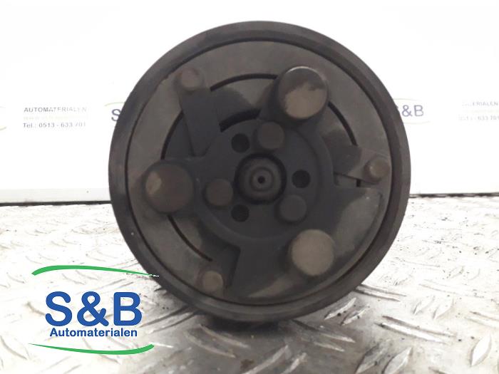 Gebruikte Aircopomp Volkswagen Golf IV (1J1) 1.6 Prijs € 70,00 Margeregeling aangeboden door Schaap & Bron