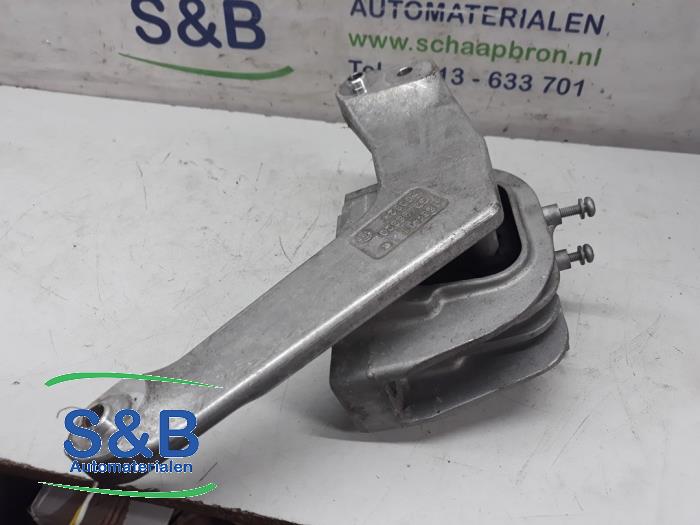 Gebruikte Motorsteun Volkswagen Golf VII Variant (AUVV) 1.4 TSI 16V Prijs € 70,00 Margeregeling aangeboden door Schaap & Bron