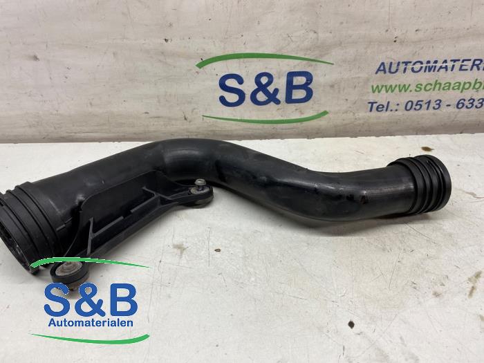 Gebruikte Intercooler Buis Volkswagen Golf V (1K1) 1.9 TDI Prijs € 35,00 Margeregeling aangeboden door Schaap & Bron